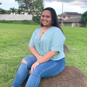 Meet your Posher, April kate